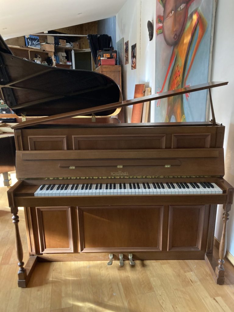 Piano droit SCHIMMEL d'occasion